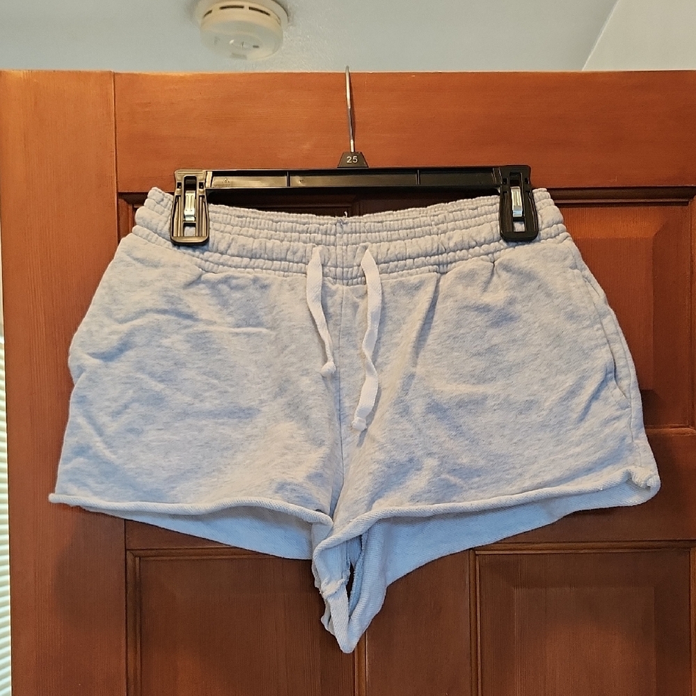 American Eagle Outfitters Gray Athletic Short Shorts Elastic Waist And Pockets